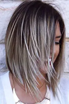 Moderne Eleganz – 21 lange Bob-Frisuren zum Ausprobieren