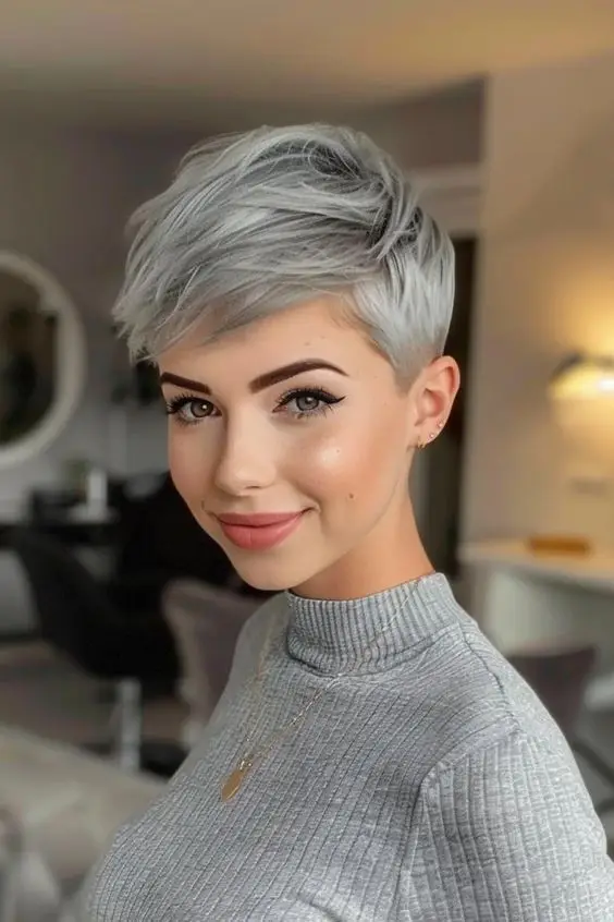 Strahlend Grau: Kreative Styling-Ideen für einen Atemberaubenden Look