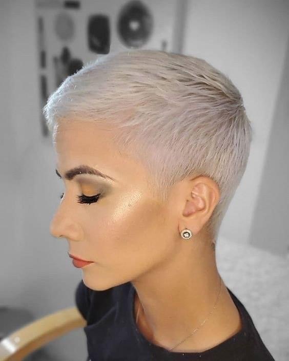 30 mutige und schicke Ideen für sehr kurze Pixie-Haarschnitte als Inspiration für Ihren nächsten Look