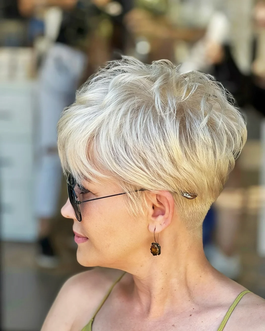 20 schicke und einfache Kurzhaarfrisuren für jede Stimmung im Jahr 2025