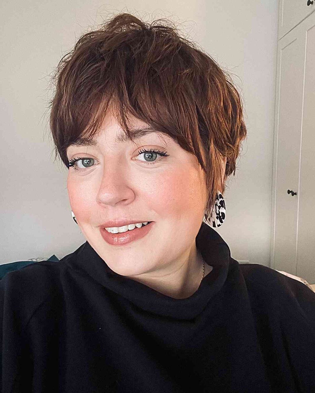 23 Moderne Shaggy Pixie Cut-Ideen für 2025