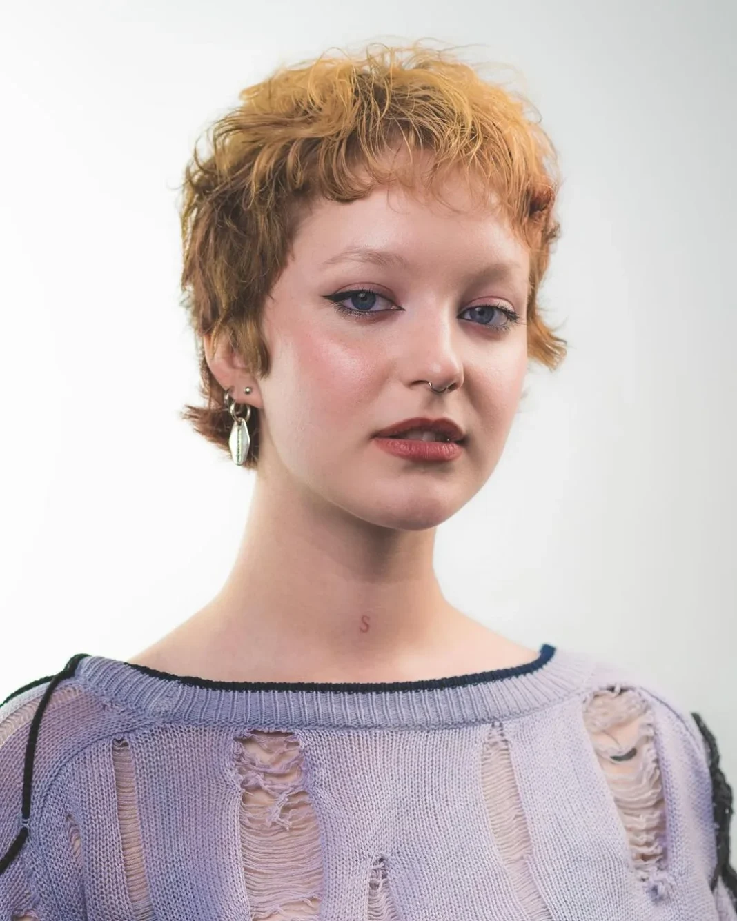 25 kurze, abgehackte Haarschnitte, die 2025 im Trend liegen