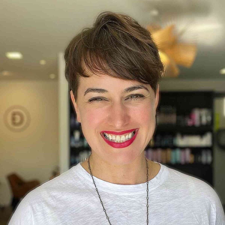 Die 20 coolsten Kurzhaarfrisuren für Frauen über 40 im Jahr 2025