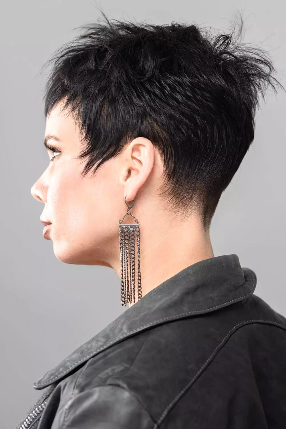 20 beliebte Pixie Cut Looks, die Sie 2025 sofort lieben werden