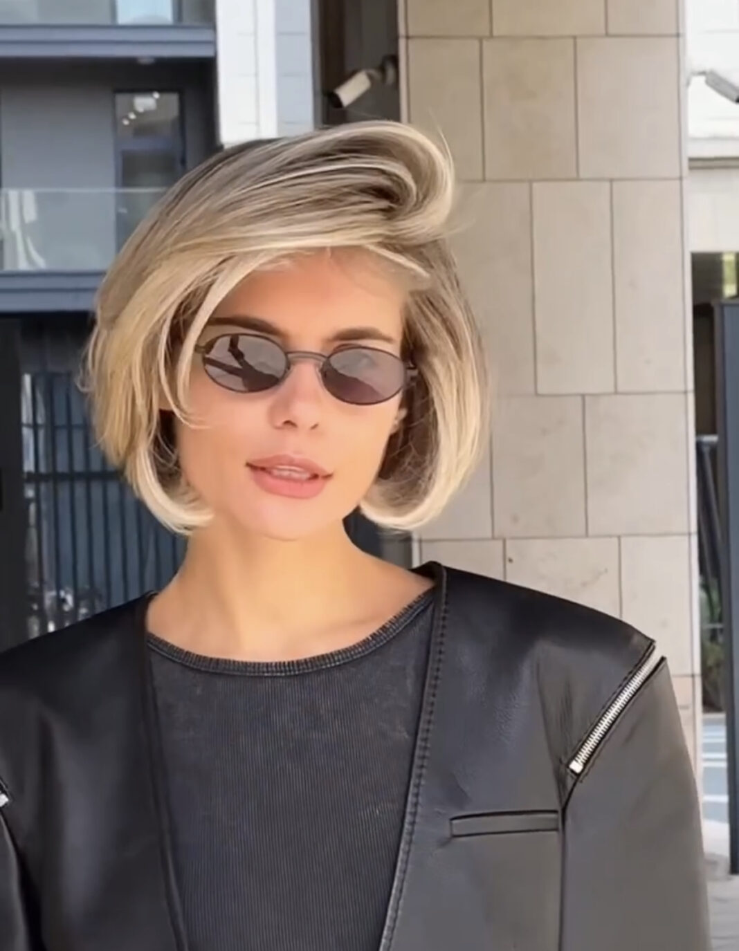 Kurz geschnitten, selbstbewusst aufgetreten! Diese Looks zeigen: Mut steht dir! Lass dich inspirieren und finde deinen neuen Lieblingsschnitt.