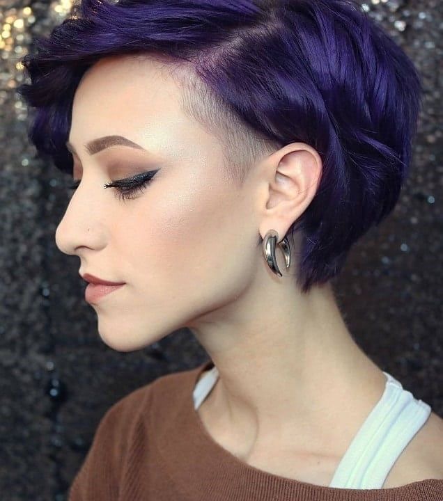 Die Haarfarben des Frühlings 2025: Glänzende Trends für Ihren Look