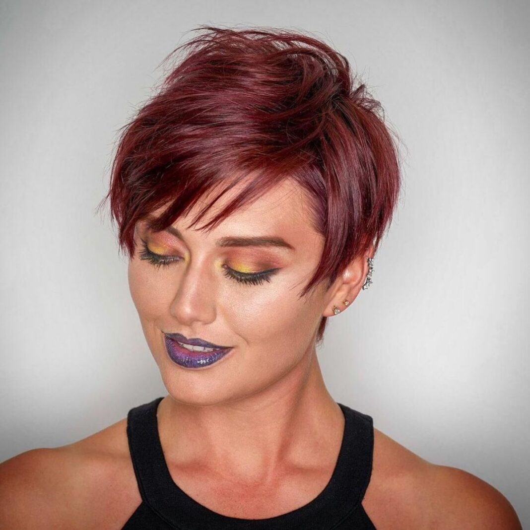 Kurz geschnitten, selbstbewusst aufgetreten! Diese Looks zeigen: Mut steht dir! Lass dich inspirieren und finde deinen neuen Lieblingsschnitt.
