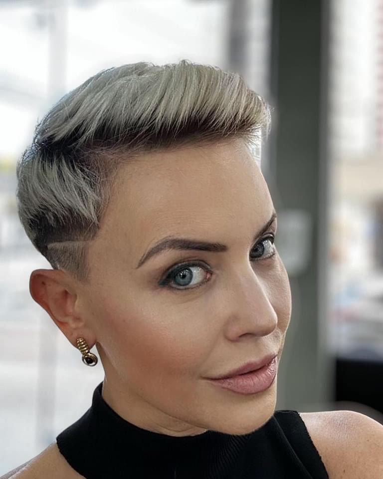 Pflegeleicht und stilvoll: Sommerfreundliche Kurzhaarfrisuren mit Charakter