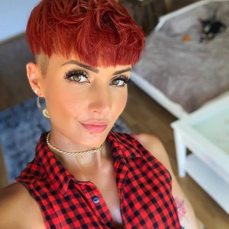 Pixie-Power deluxe: jejojejo87s kreative Kurzhaar-Visionen zwischen Strukturen & Farbträumen