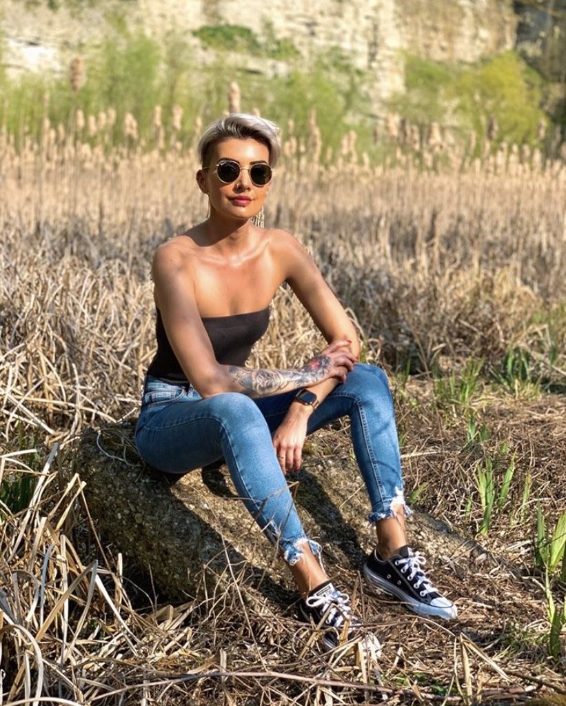 Pixie-Power deluxe: jejojejo87s kreative Kurzhaar-Visionen zwischen Strukturen & Farbträumen