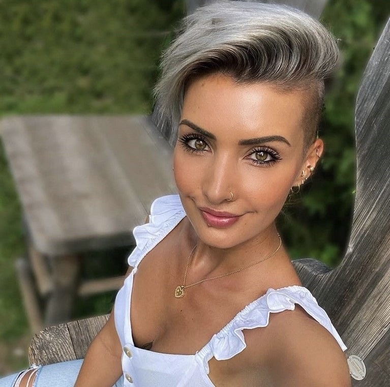 Pixie-Power deluxe: jejojejo87s kreative Kurzhaar-Visionen zwischen Strukturen & Farbträumen