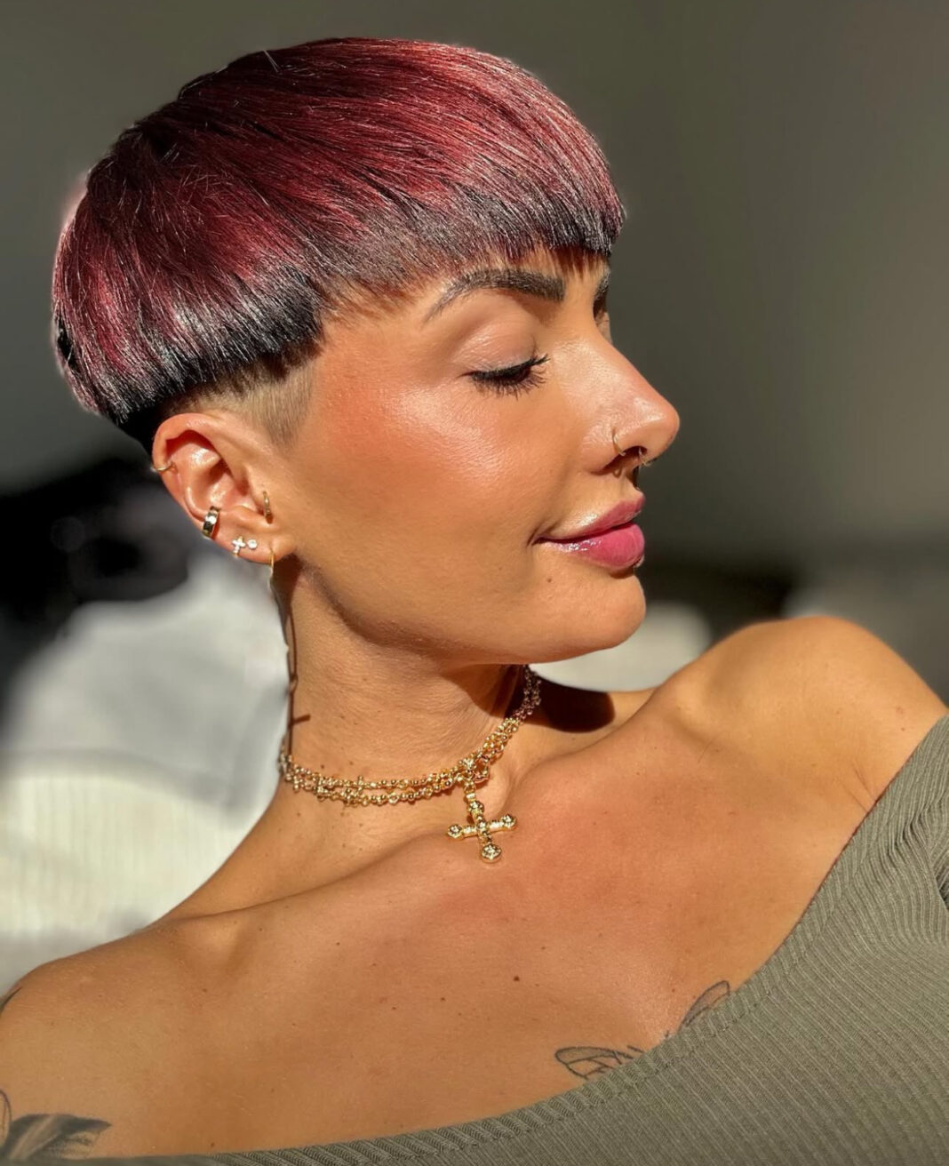 Pixie-Power deluxe: jejojejo87s kreative Kurzhaar-Visionen zwischen Strukturen & Farbträumen