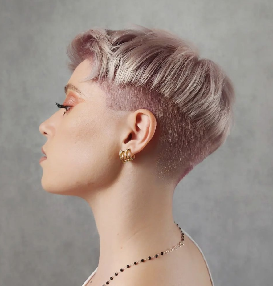 21 Frische Undercut Pixie Cuts für 2025: Die Trendfrisuren des Jahres