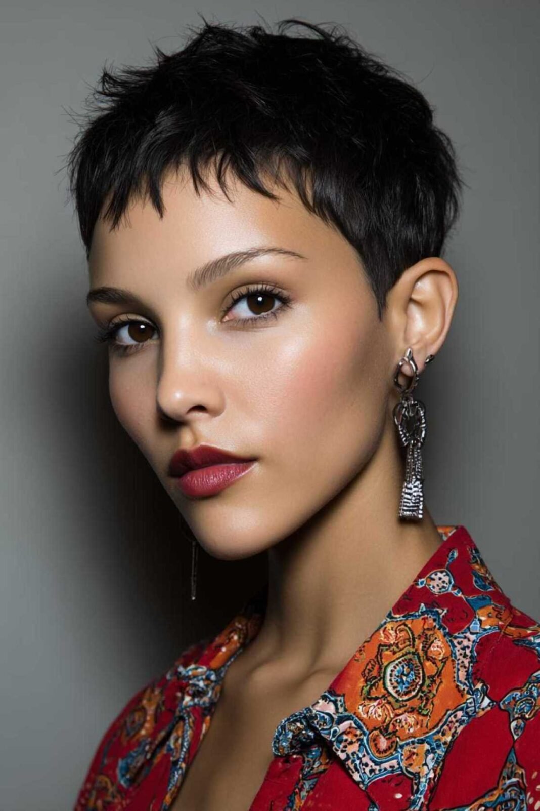 Die Rückkehr der Mutigen: Über 15 legendäre Pixie-Frisuren aus den 90ern, die du jetzt haben willst